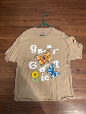 Graphic Butterfly Tee - Tan